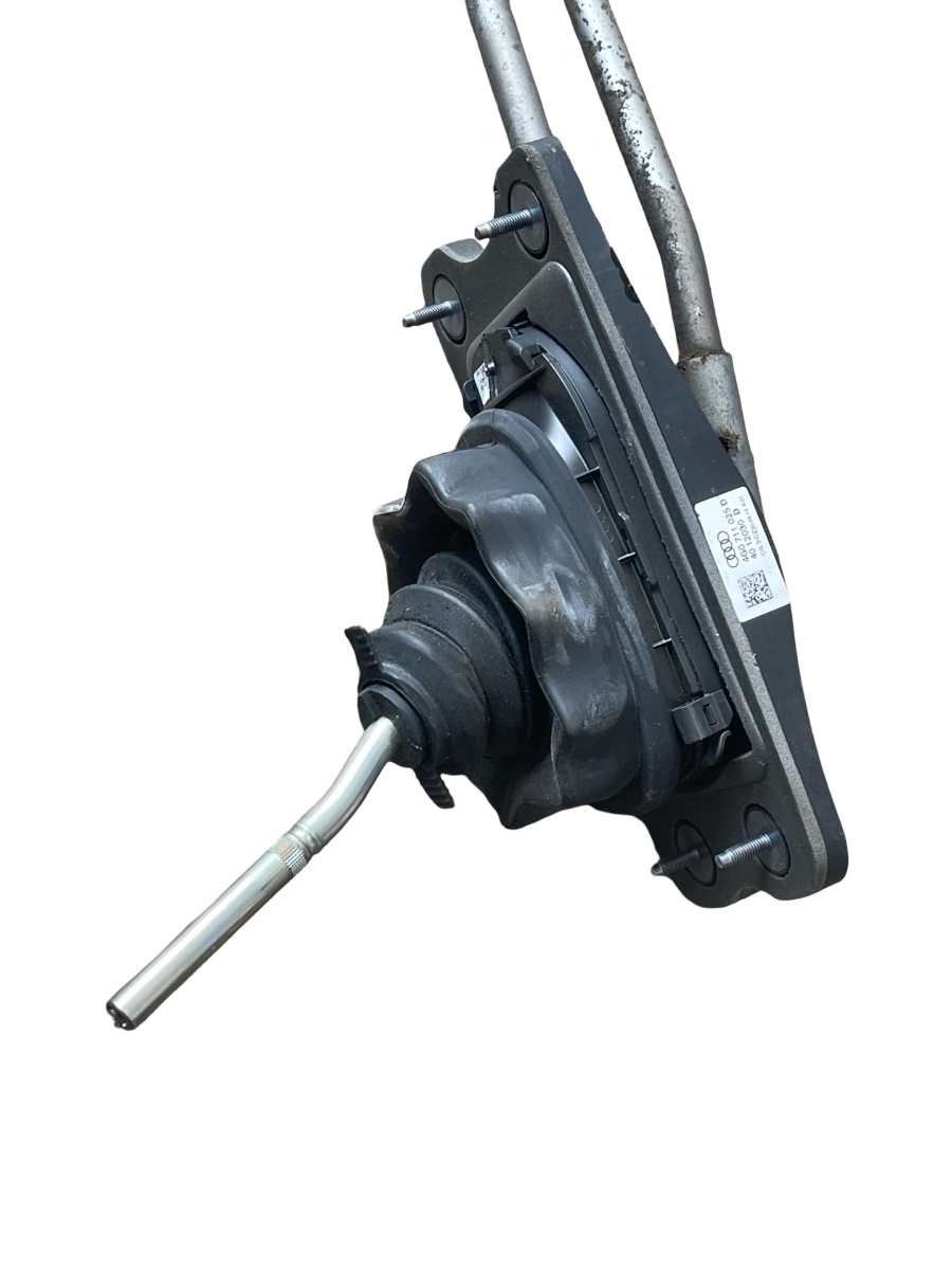 Timonerie schimbator de viteze AUDI A6/S6 IV Saloon 4G2, C7, 4GC 2010 - 2018 2.0 TDI CGLC, CMGB 8K0711151 / 4G0711025D – foto 2