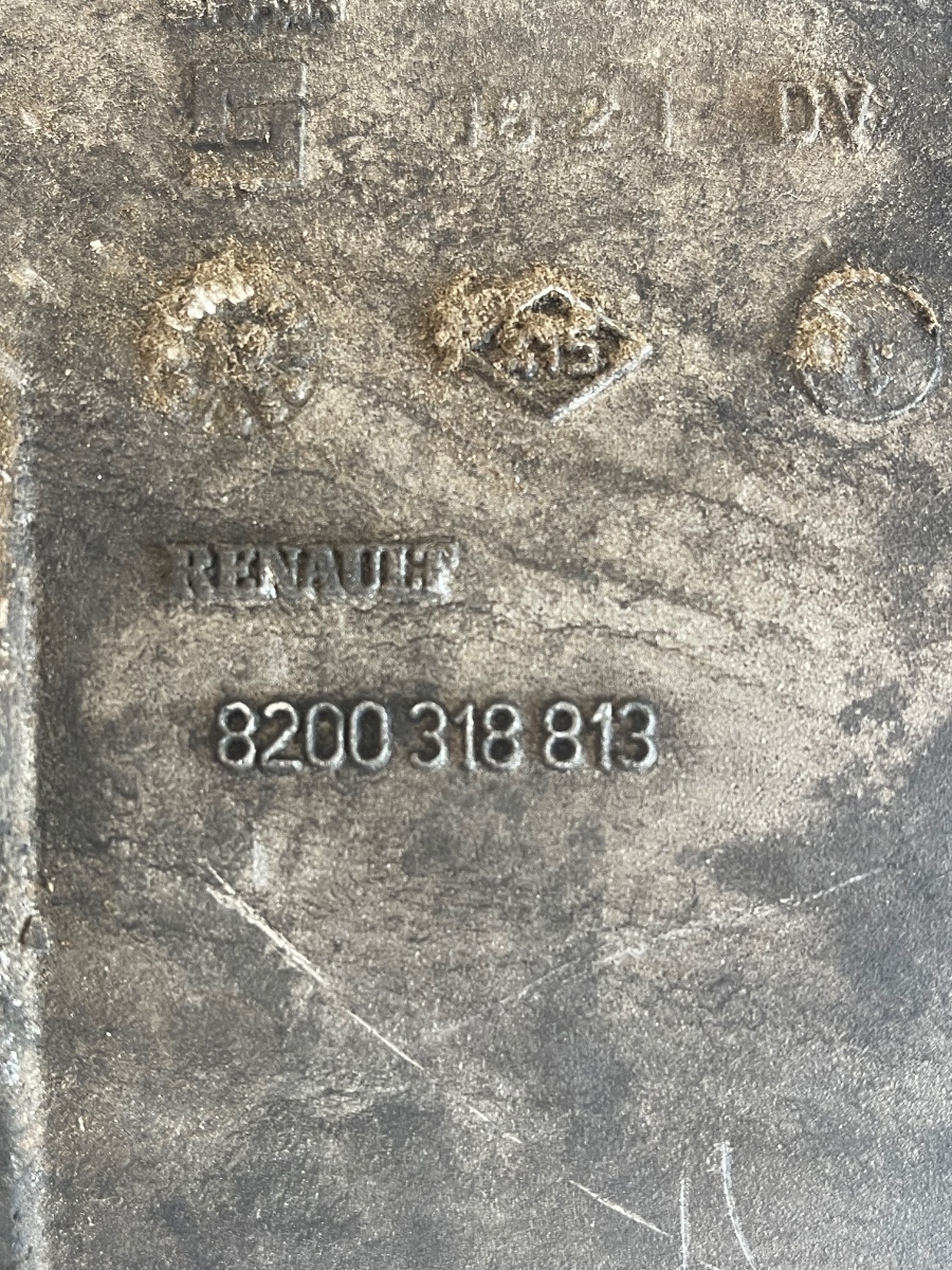 Baie de ulei MERCEDES-BENZ CITAN Box 415 2012 - > 1.5DCI 8200318813 – foto 2