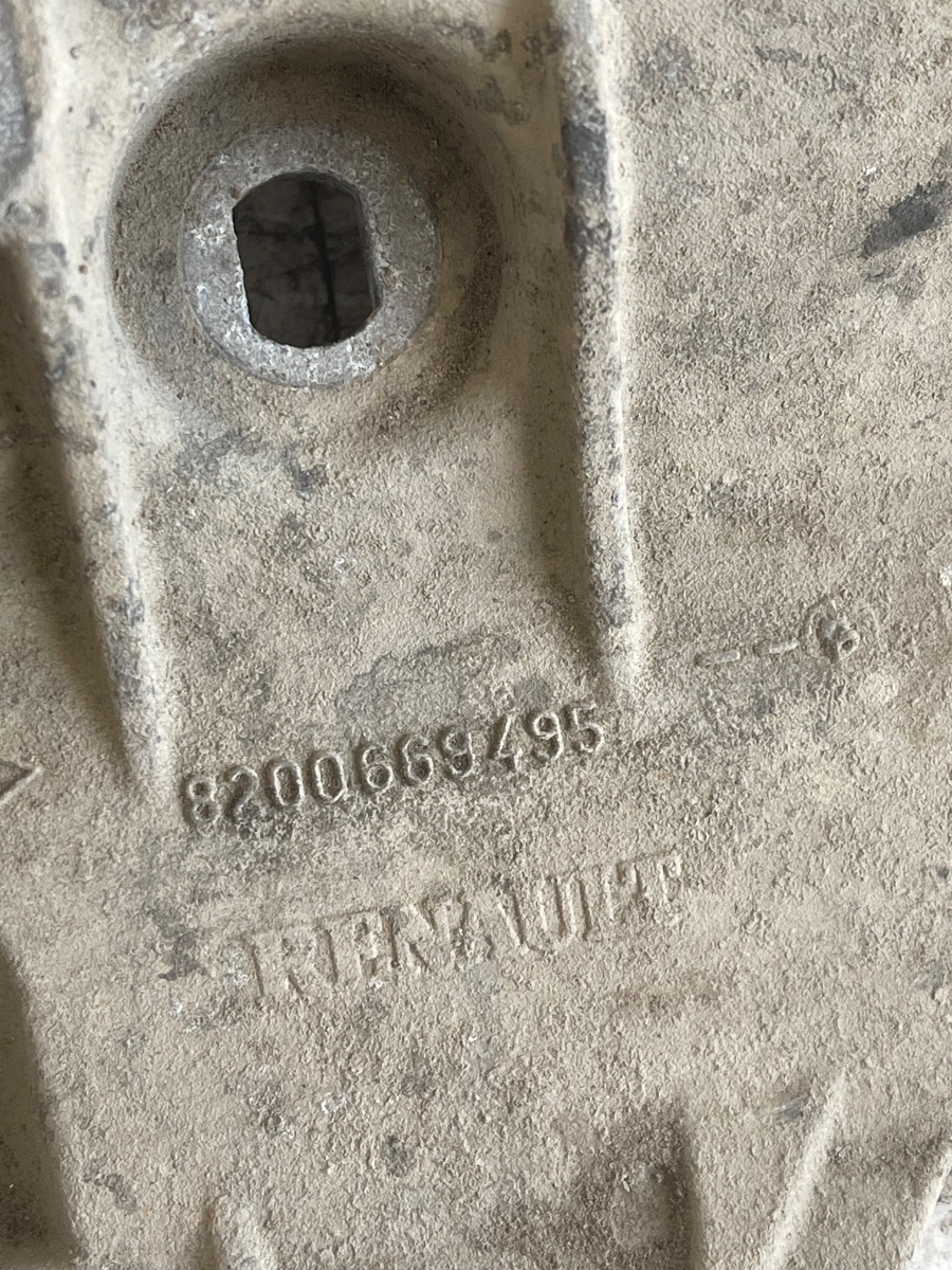 Suport accesorii DACIA SANDERO II 2012 - > 1.5DCI 8200669495 – foto 2