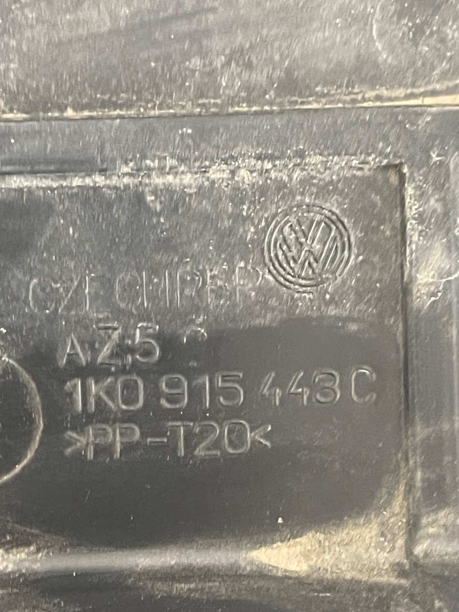 Capac baterie VOLKSWAGEN GOLF V 1K1 2003 - 2009, SKODA OCTAVIA 1Z3 2004 - 2013 1K0915443C – foto 2