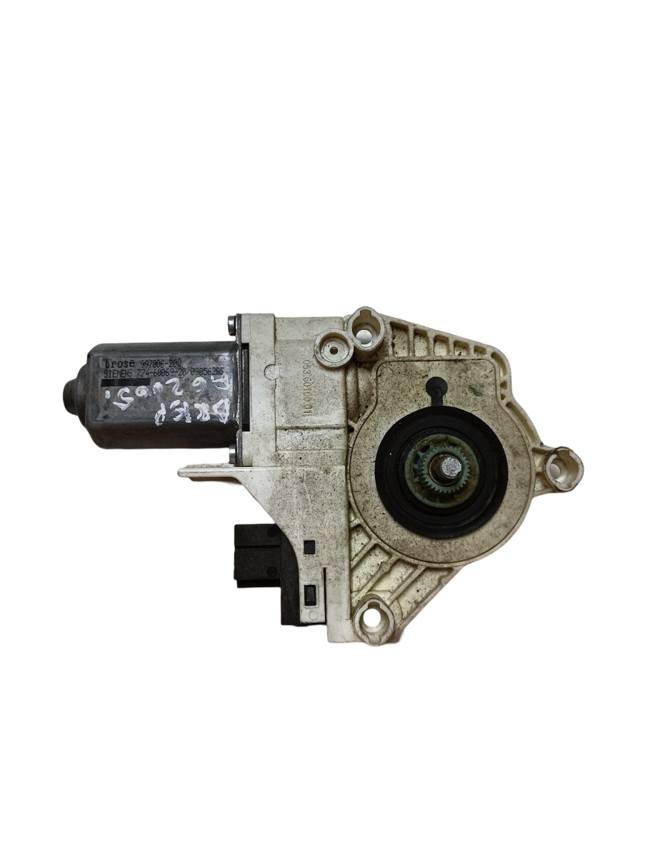 Motoras geam pivotant dreapta spate AUDI A6 III Avant 4F5, C6 2005 - 2011