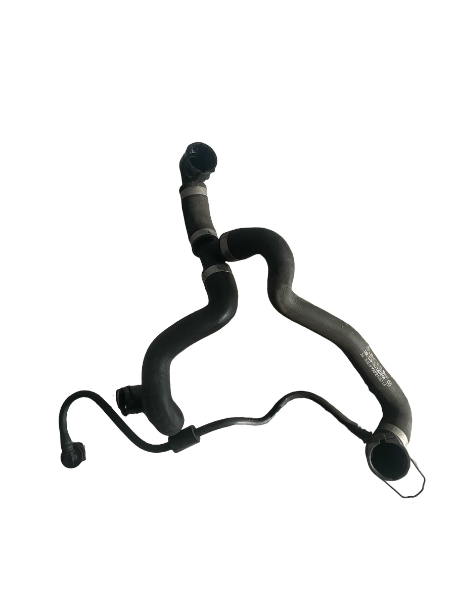 Furtun lichid de racire  MERCEDES-BENZ C-CLASS W205 2013 - > 2.2CDI A2055015700