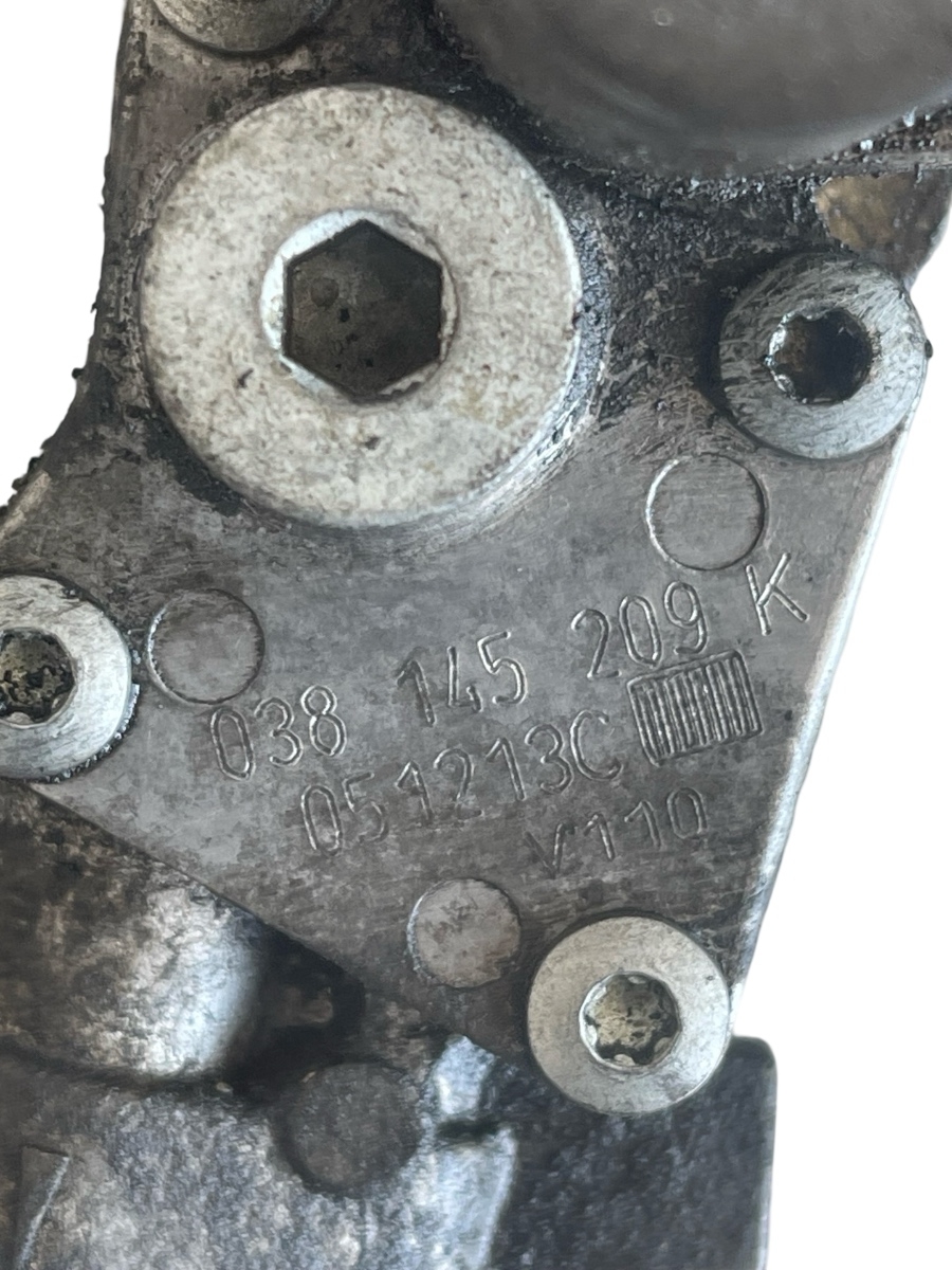 Pompa de vacuum VOLKSWAGEN PASSAT 3C2 2005 - 2010 2.0 TDI BMP 038145209K – foto 2