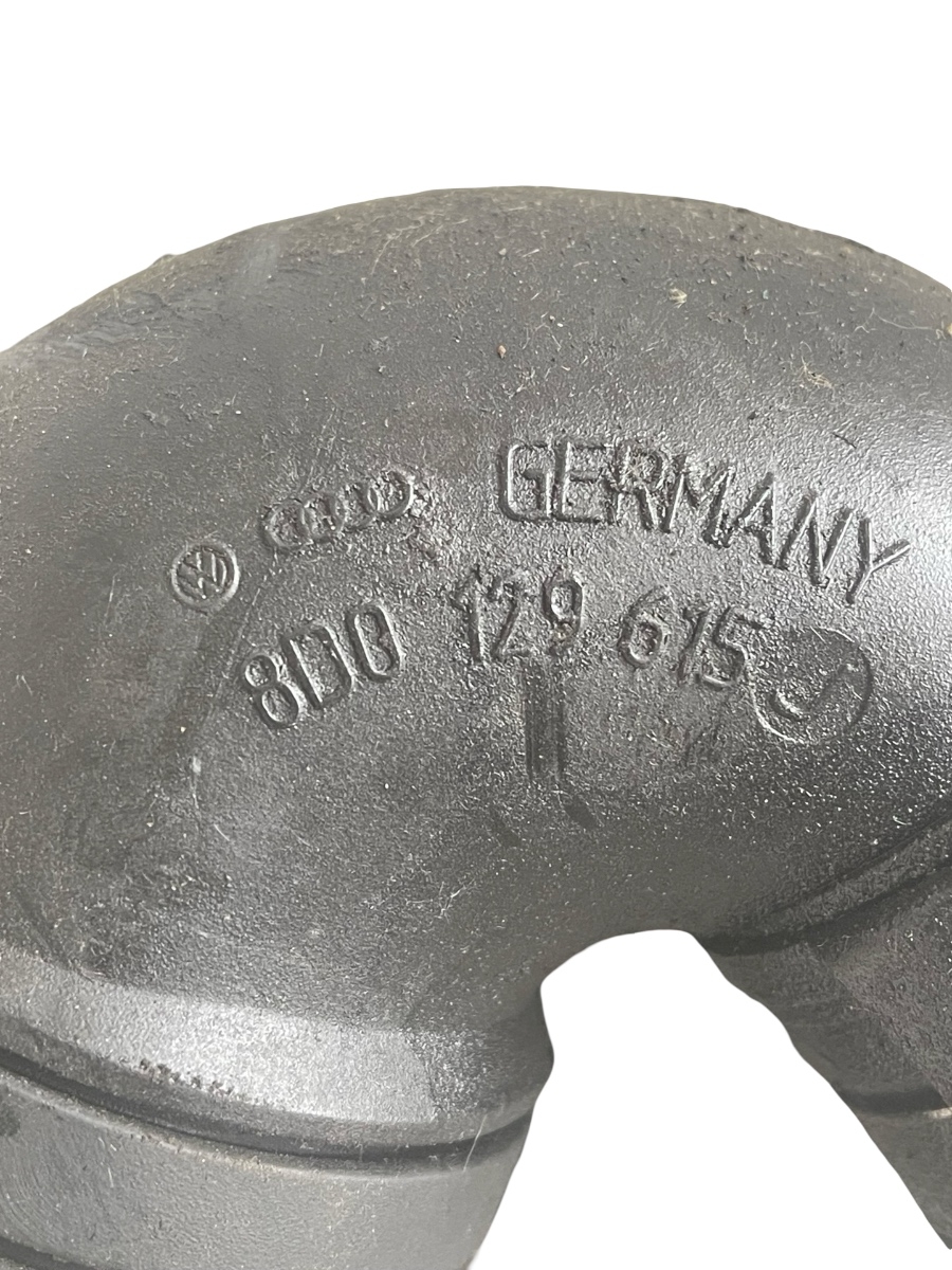 Furtun admisie aer VOLKSWAGEN PASSAT 3B2 1996 - 2001 1.9 TDI AVB, AUDI A4 II 8E2, B6 2000 - 2005 1.9 TDI AVB 8D0129615 – foto 2