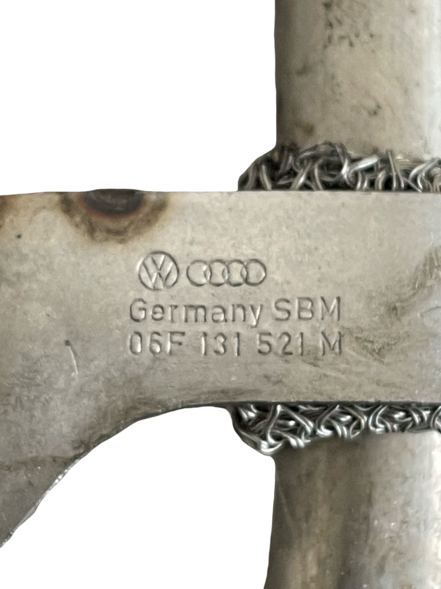 Conducta gaze/  EGR AUDI A3 II 8P1 2003 - 2013 2.0 FSI AXW 06F131521M – foto 2