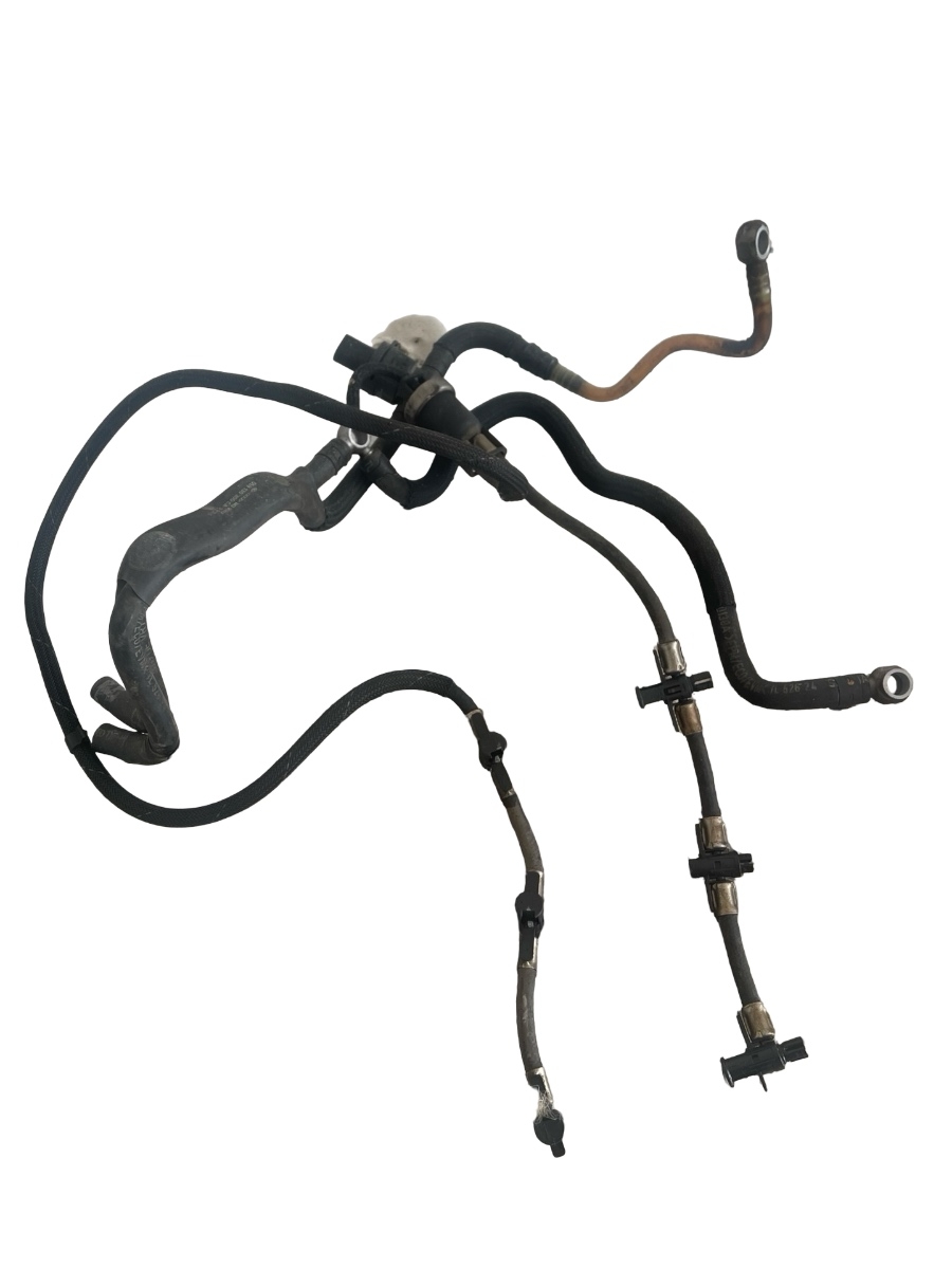 Rampa retur injectoare + conducte alimentare AUDI A6/S6 III Saloon 4F2, C6 2004 - 2011 2.7 TDI BPP 059130300CA – foto 2