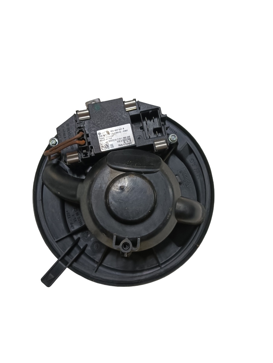 Aeroterma  VOLKSWAGEN TOURAN 1T1, 1T2 2003 - 2010 TDI BKC, BLS, BXE VAG 011 500 045 3c0907521b – foto 2