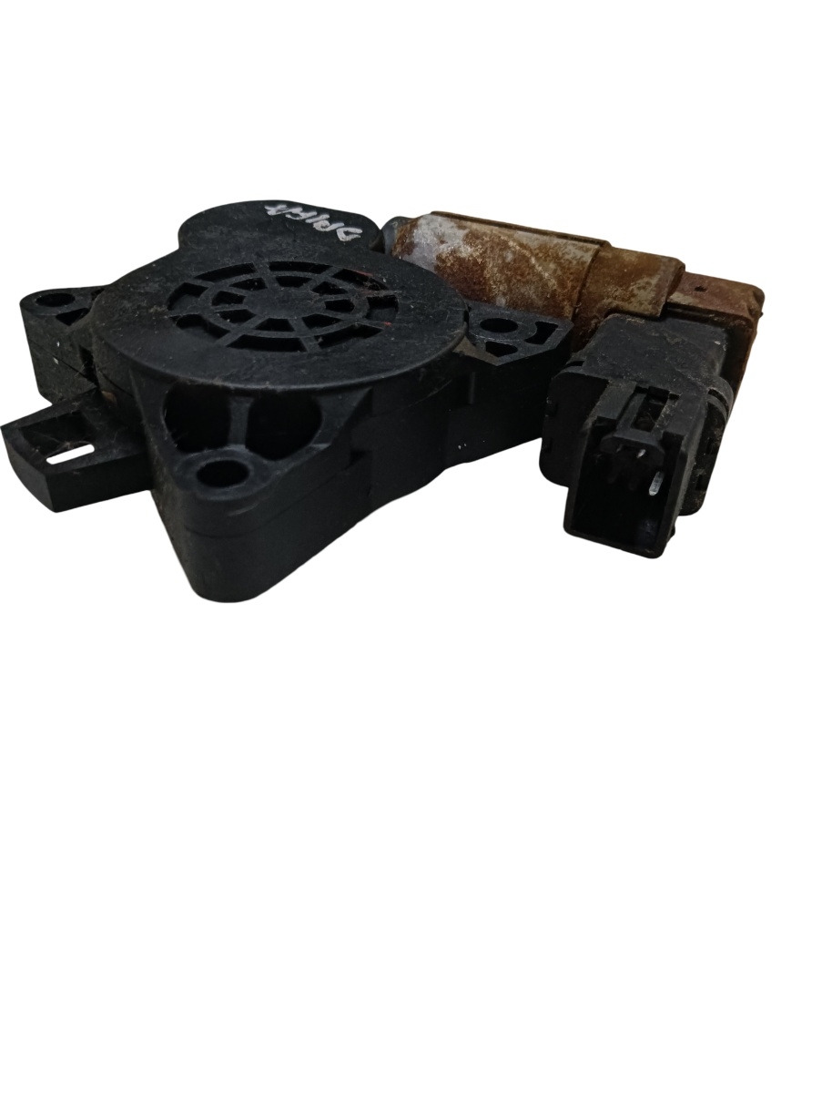 Motoras geam pivotant Mazda 3 2006 dreapta fata MAZDA MPV III LY 2006 - >