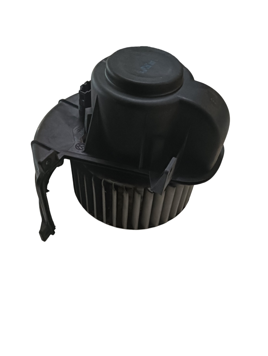 Aeroterma  VOLKSWAGEN TOUAREG 7LA, 7L6, 7L7 2002 - 2013 7l0820021l – foto 2