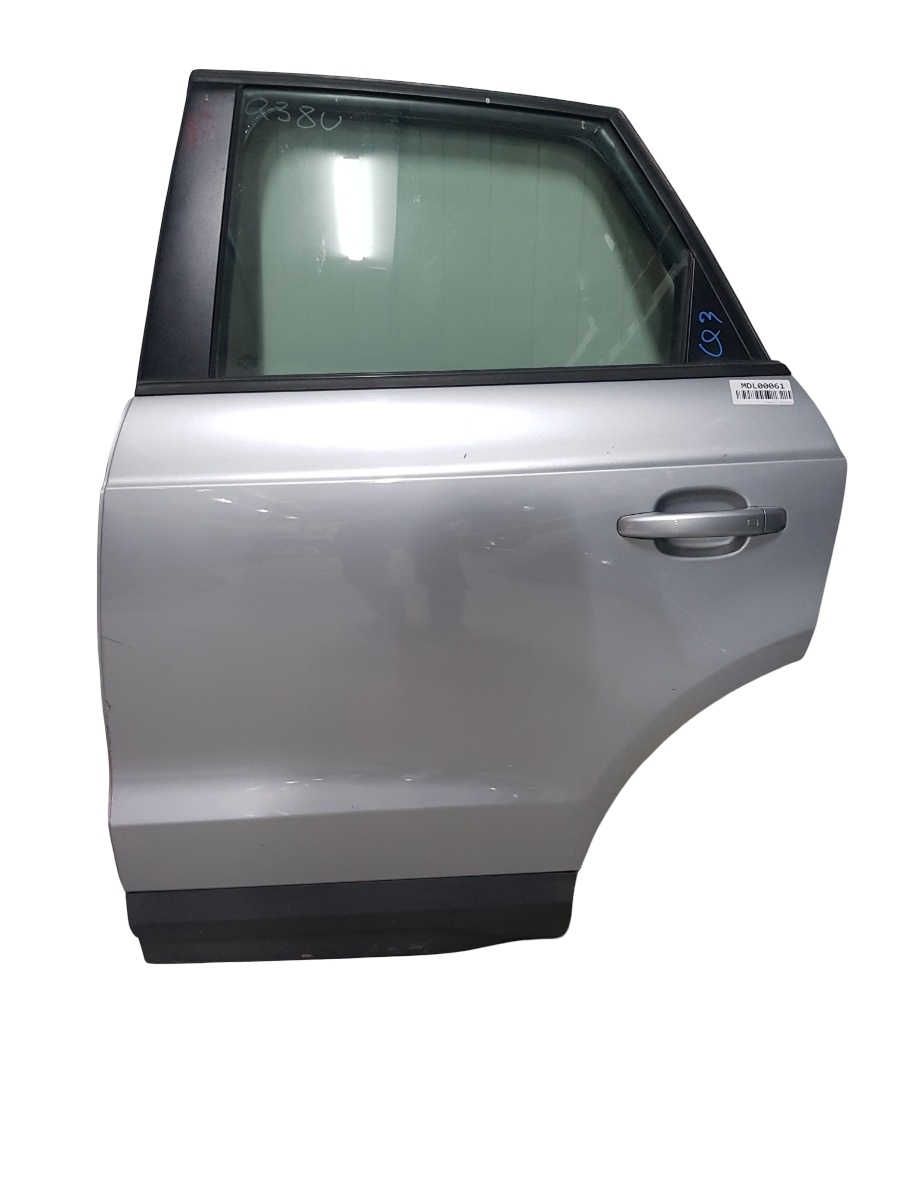 Portiera posteriore sinistra AUDI Q3 8U, 8UB, 8UG 2011 - 2018