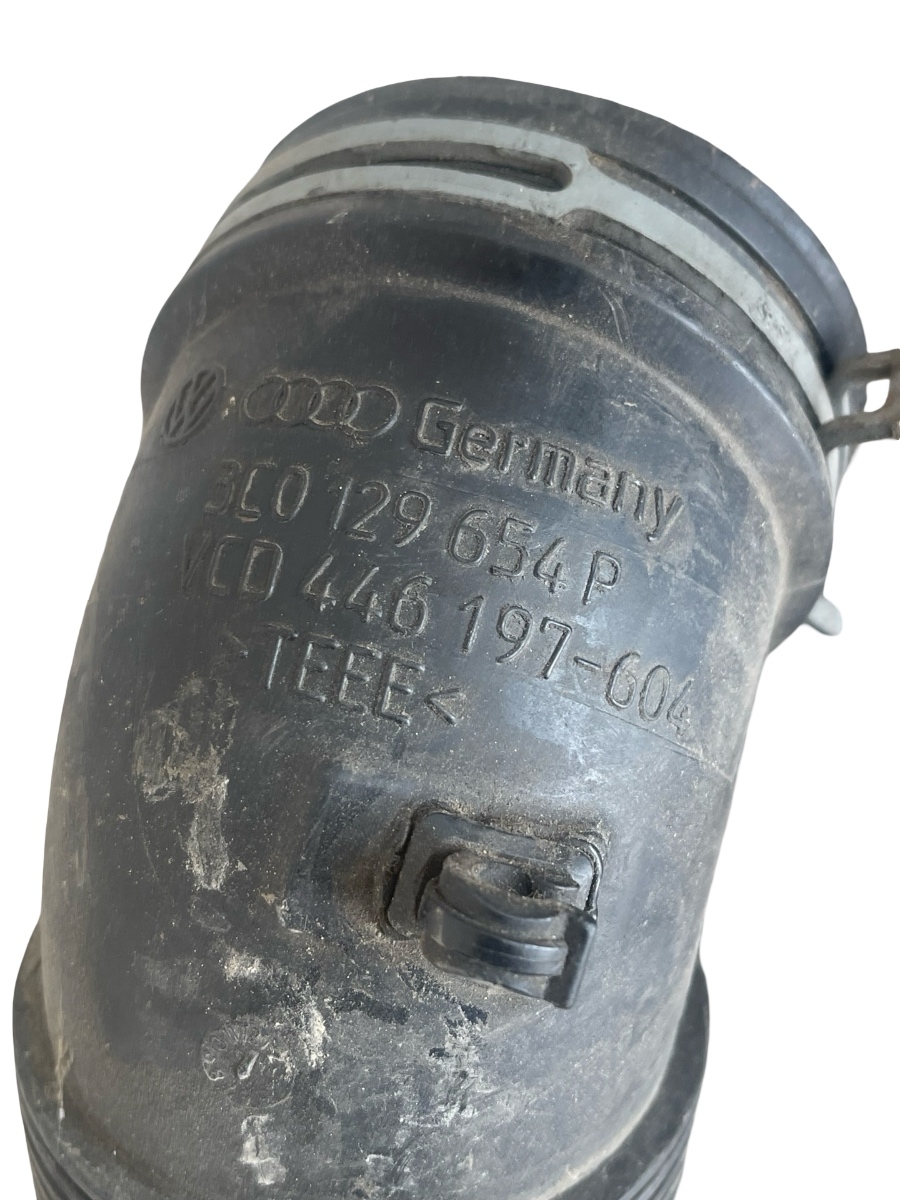 Furtun admisie aer VOLKSWAGEN JETTA III 1K2 2004 - 2010 2.0 TDI BMM 3C0129654P – foto 2