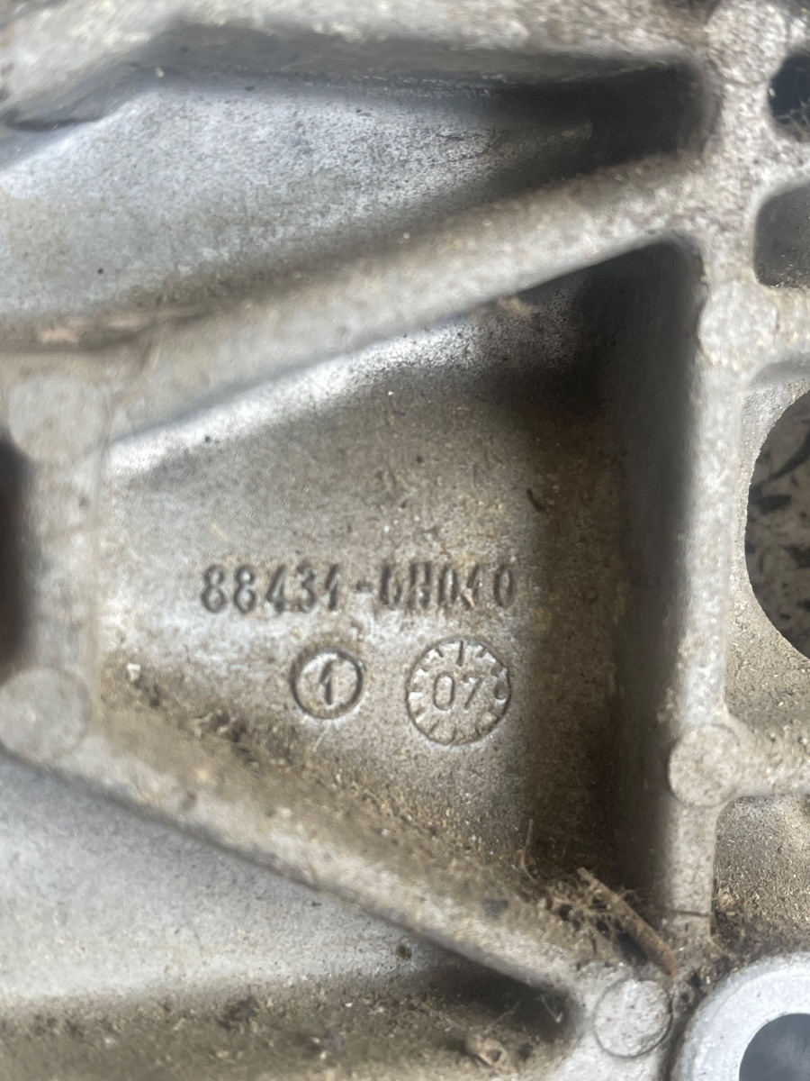 Suport alternator TOYOTA AYGO _B1_ 2005 - > 1.0b 88431-0R010 – foto 2