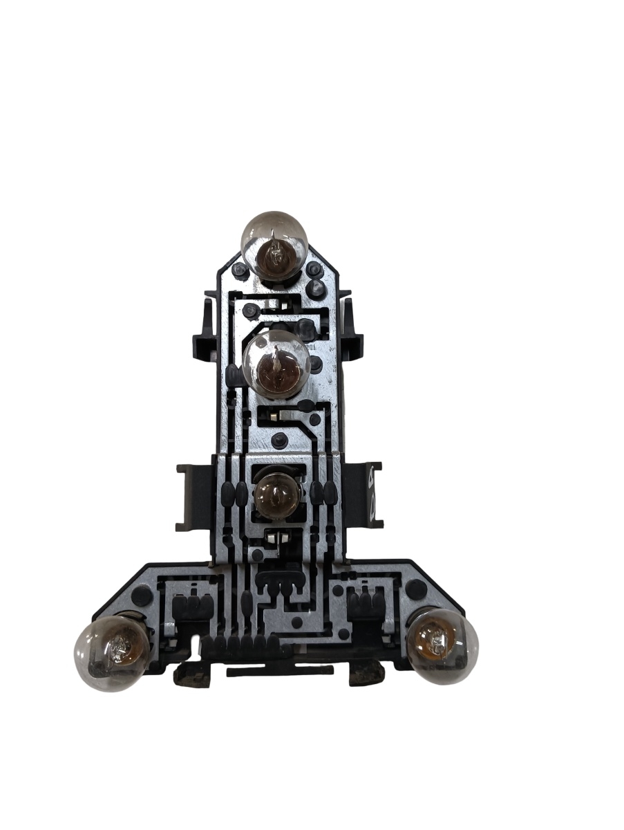 Soclu stop dreapta spate VOLKSWAGEN GOLF IV 1J1 1997 - 2007