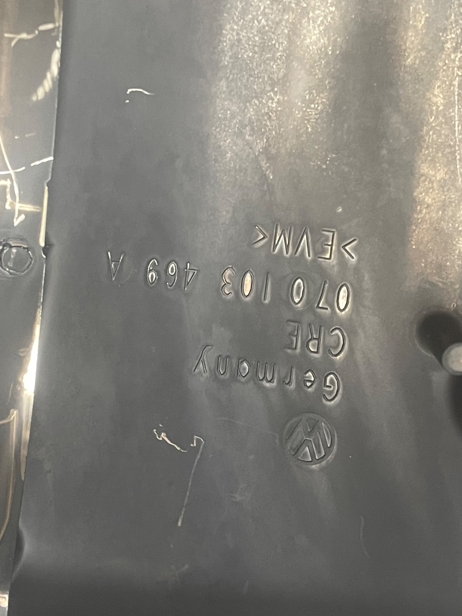 Capac culbutori VOLKSWAGEN TRANSPORTER V Platform/Chassis 7JD, 7JE, 7JL, 7JY, 7J 2.5 TDI AXD 070103469A – foto 2