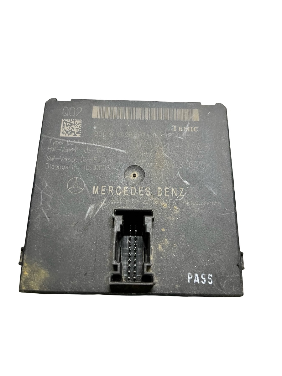 Modul de confort MERCEDES-BENZ S-CLASS II W221, C215 2005 - 2013 A2215407045