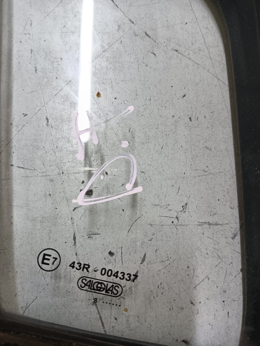 Geam fix fata dreapta fata OPEL AGILA B H08 2008 - 2014 – foto 2