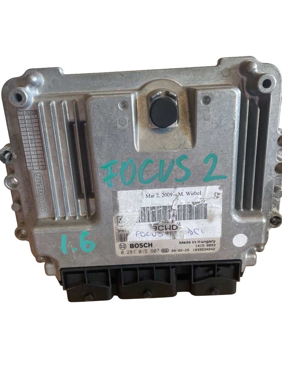 Centralina/modulo motore ECU FORD FOCUS II DA_, HCP, DP 2004 - 2013 0 281 015 607