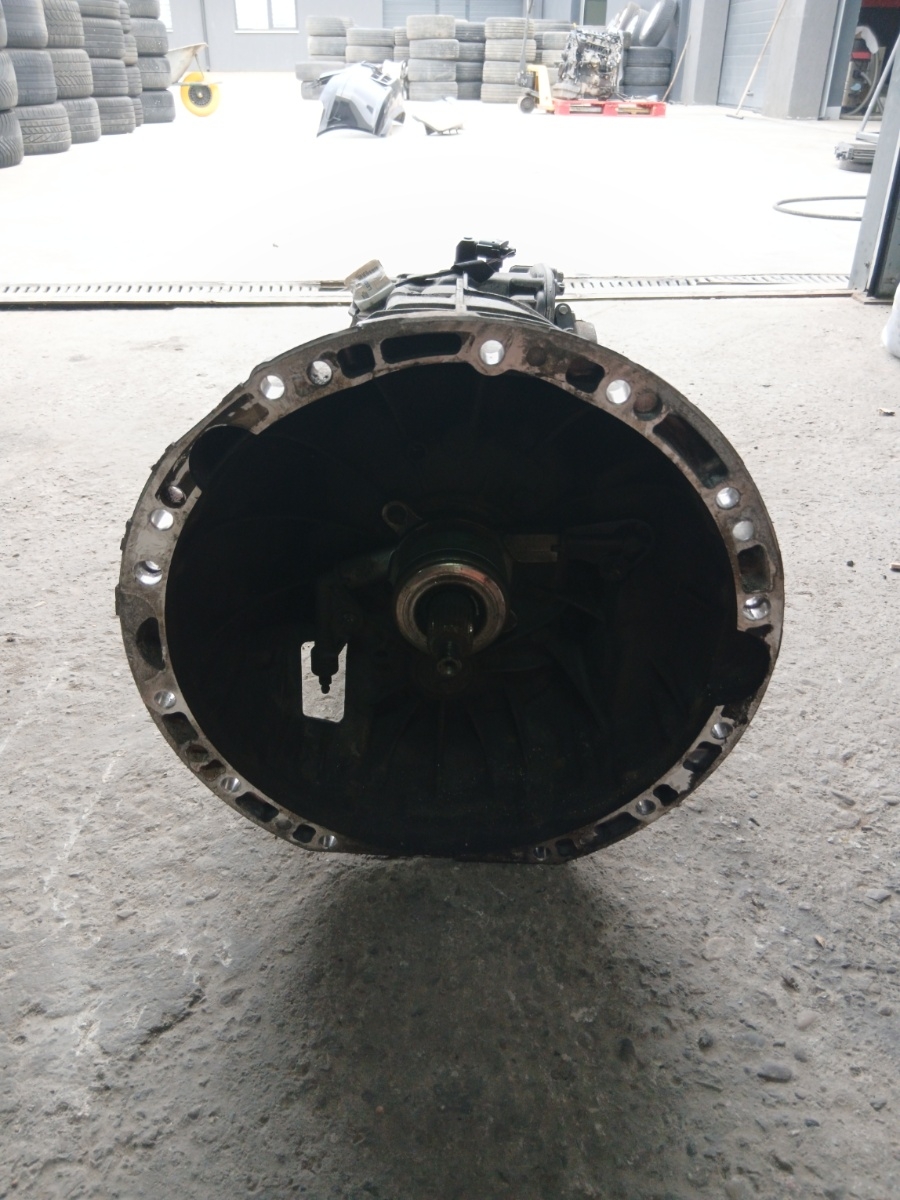 Scatola del cambio manuale a 6 velocità MERCEDES-BENZ SPRINTER 3,5-t Bus 906 2006 - > 711680