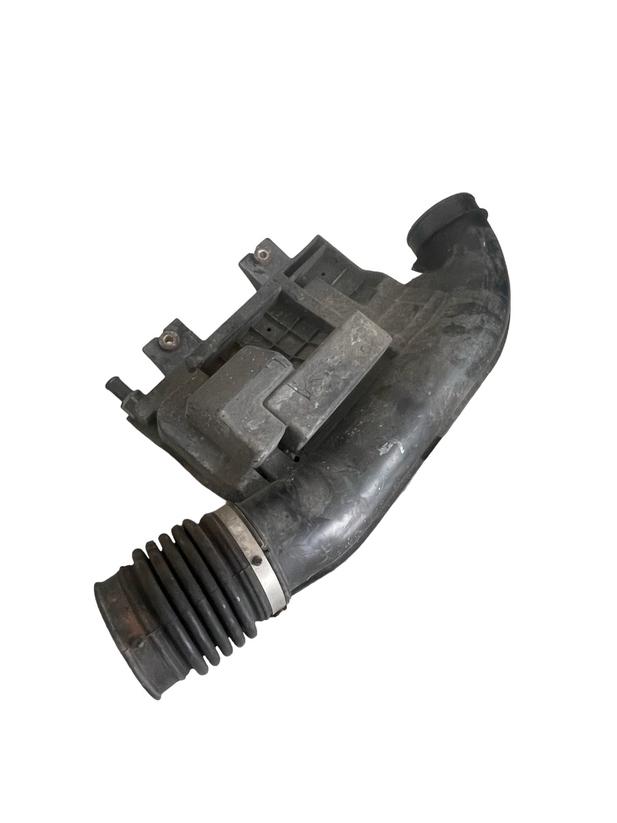 Furtun admisie aer NISSAN FRONTIER II D40 [ 2005 - 2009 ] 4.0i