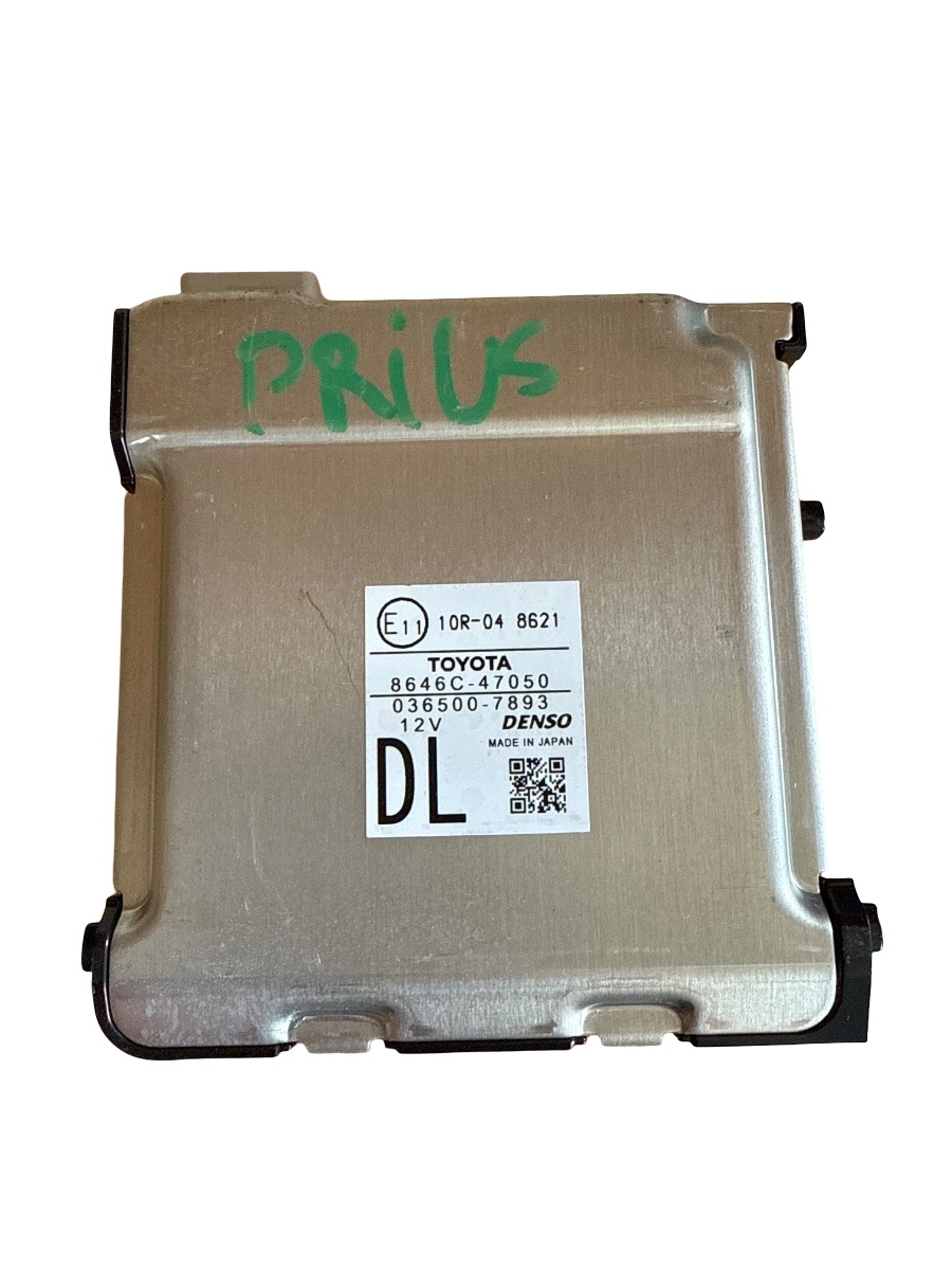 Telecamera paraurti anteriore TOYOTA PRIUS ZVW5_ 2015 - > 8646C47050