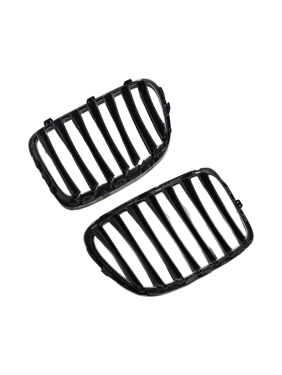 Grila fata BMW X1 I E84 2009 - 2015 – foto 2