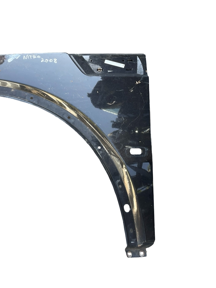 Aripa stanga fata DODGE NITRO 2006 - 2012 – foto 8