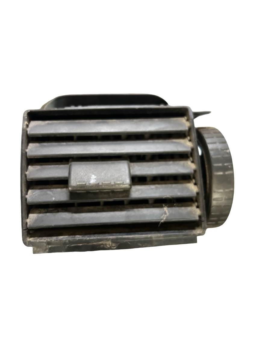 Grila de ventilatie laterala panou de bord stanga fata VOLKSWAGEN TRANSPORTER V Box 7HA, 7HH, 7EA, 7EH 2003 - > 7H1819203C – foto 2