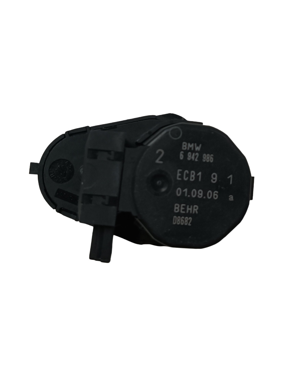Actuator/motoras clapeta aer AC BMW 6 II Convertible E64 2004 - 2010 6942986