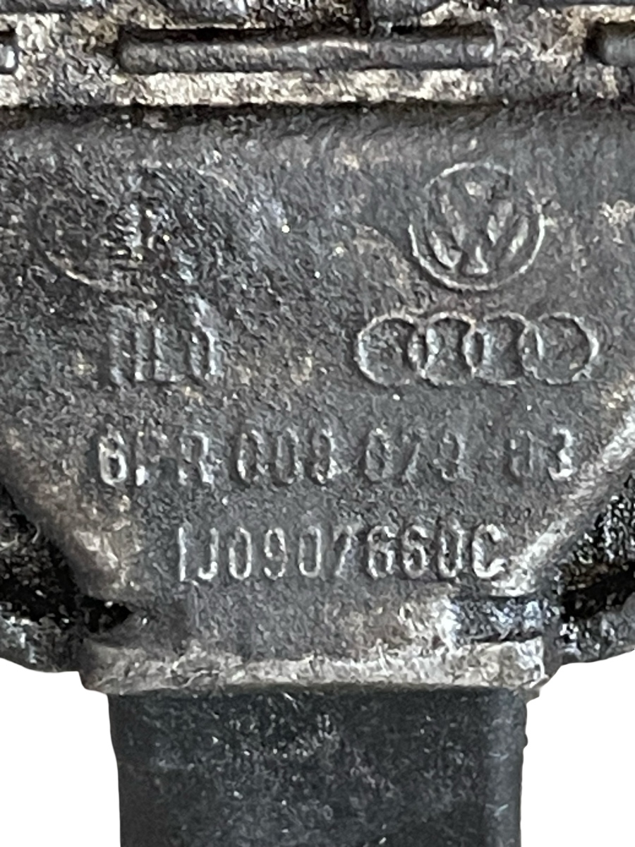 Senzor nivel ulei VOLKSWAGEN GOLF V 1K1 2003 - 2009 1.9 TDI BXE 1J0907660C – foto 3