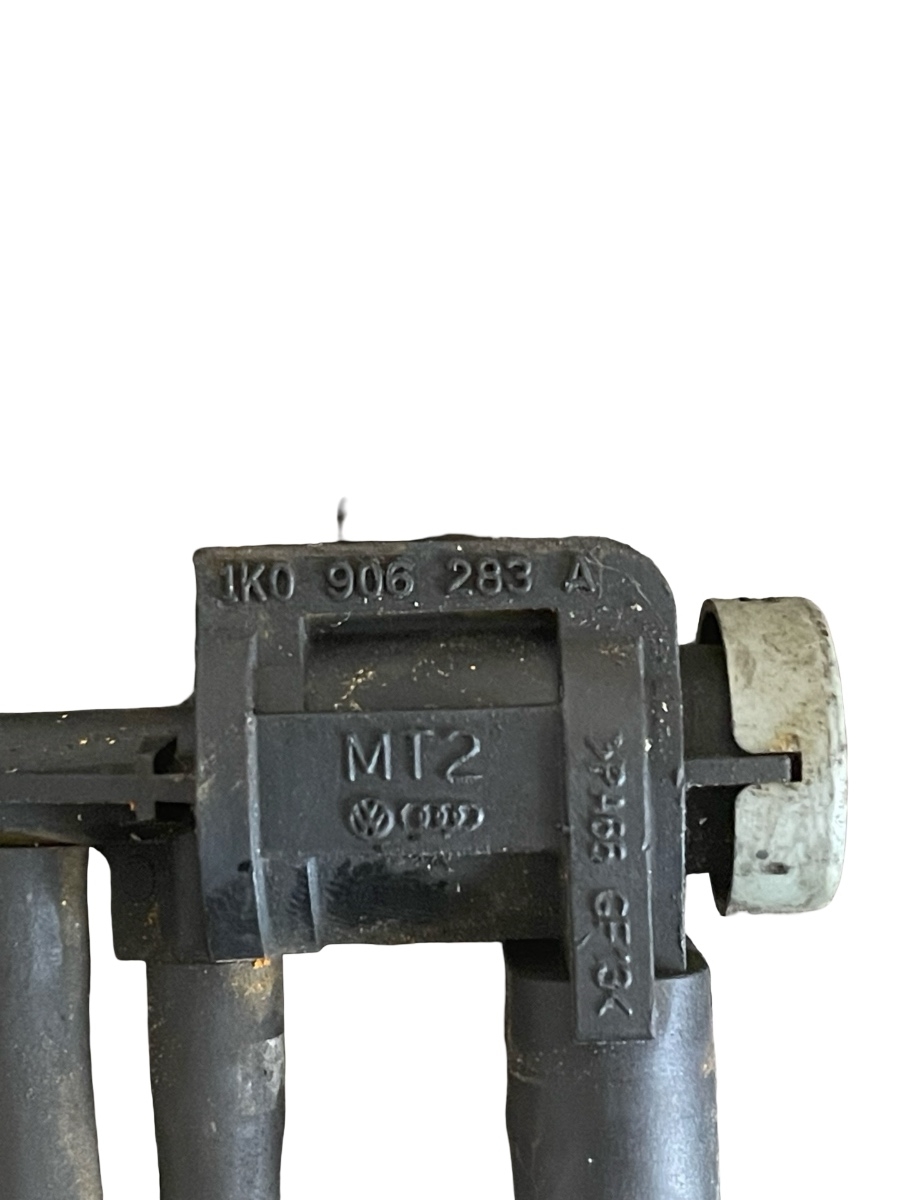 Supapa vacuum AUDI A4 IV 8K2, B8 2007 - 2015 2.0 TDI CAGA 1K0906283A – foto 2