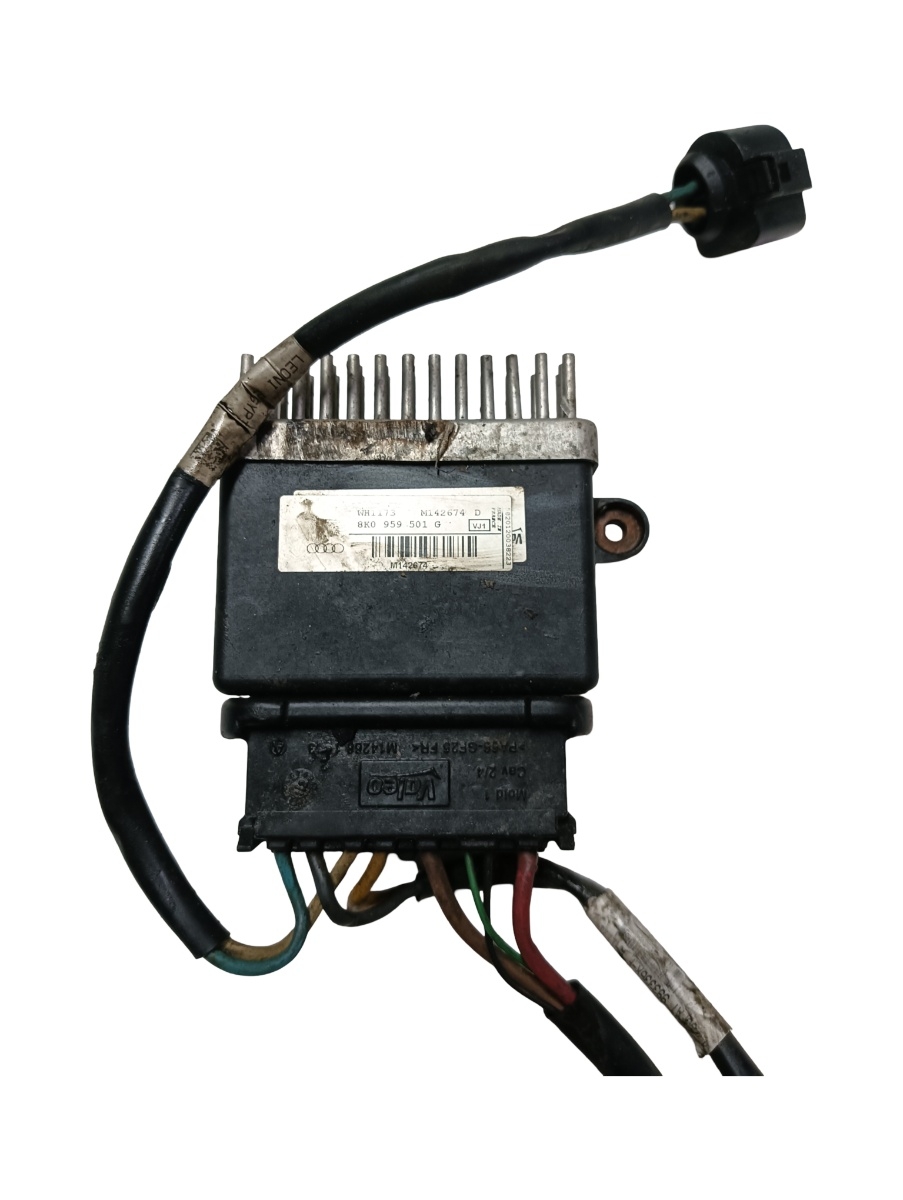 Releu electroventilator  AUDI A6/S6 IV Saloon 4G2, C7, 4GC 2010 - 2018, AUDI A4 IV 8K2, B8 2007 - 2015 Valeo 993328L 8k0959501g – foto 2
