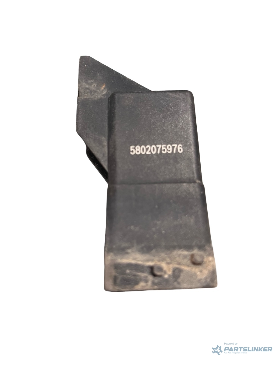 Releu preincalzire bujii incandescente IVECO DAILY IV Box Body / Estate 2006 - 2012 5802075976 – foto 3