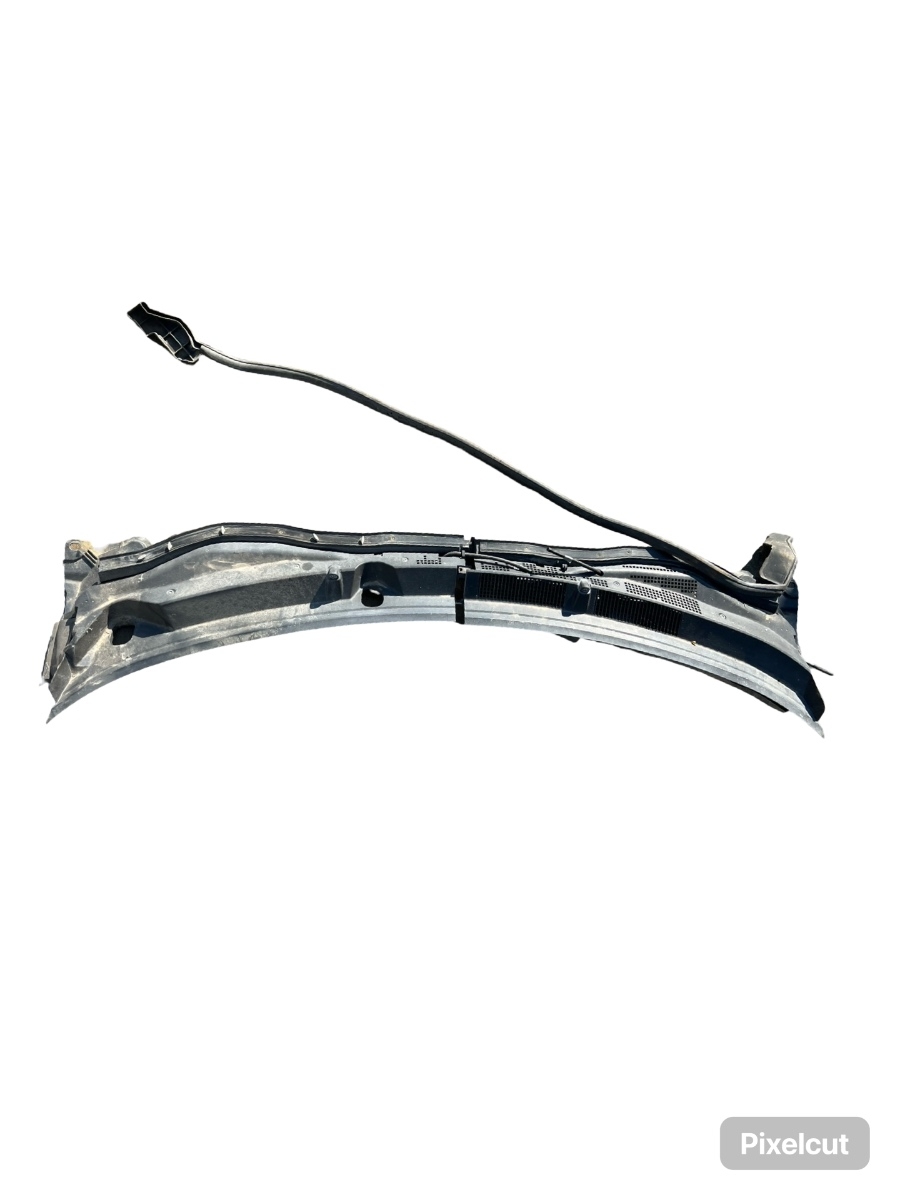 Grila capota MAZDA 6 Saloon GJ, GH 2012 - >