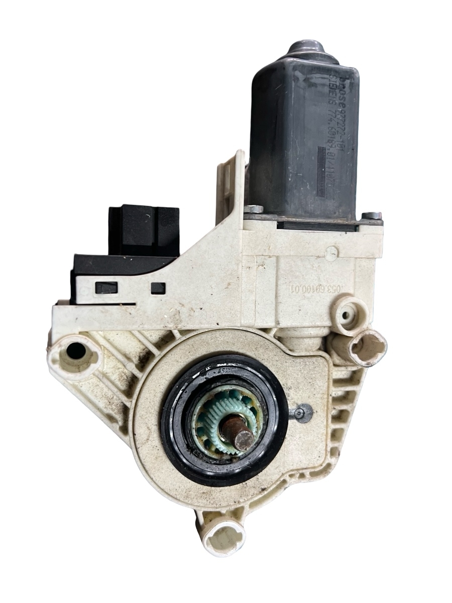 Motoras geam dreapta fata AUDI A6/S6 III Saloon 4F2, C6 2004 - 2011