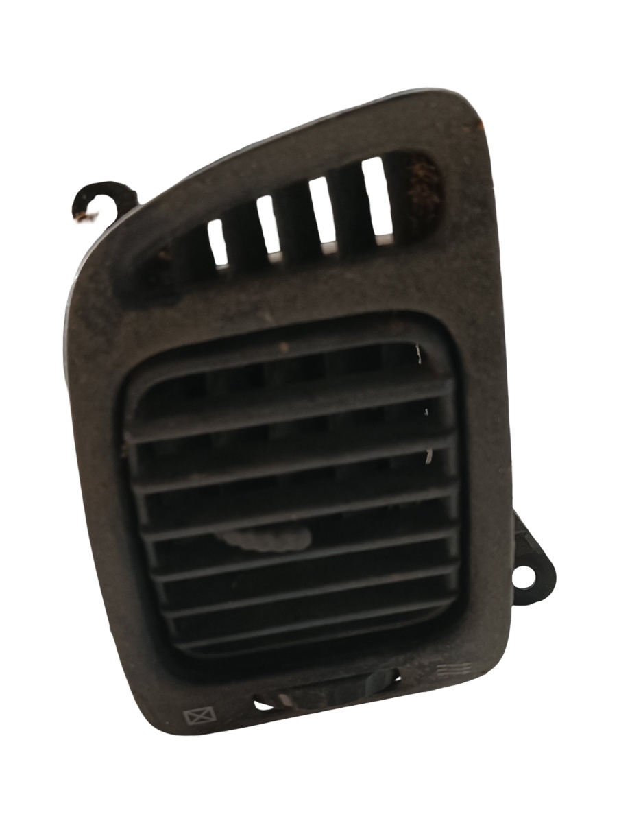 Grila de ventilatie bord centrala stanga fata TOYOTA LAND CRUISER 100 FZJ1_, UZJ1_ 1998 - 2008