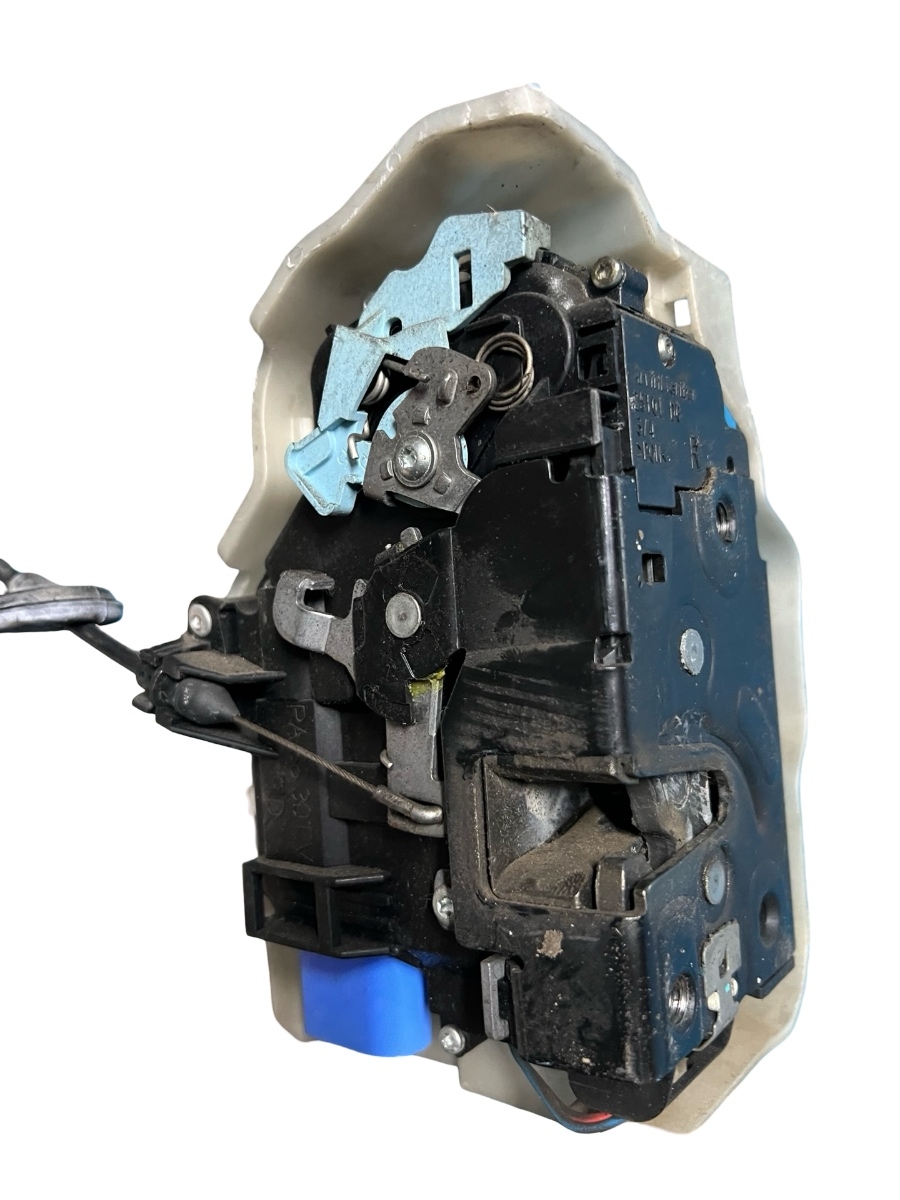 Broasca usa dreapta fata VOLKSWAGEN TOURAN 1T3 2010 - 2015 – foto 2