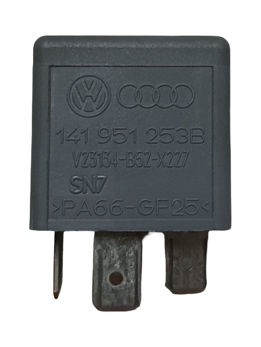 Alte relee VOLKSWAGEN GOLF IV 1J1 1997 - 2007 VAG 141951253b