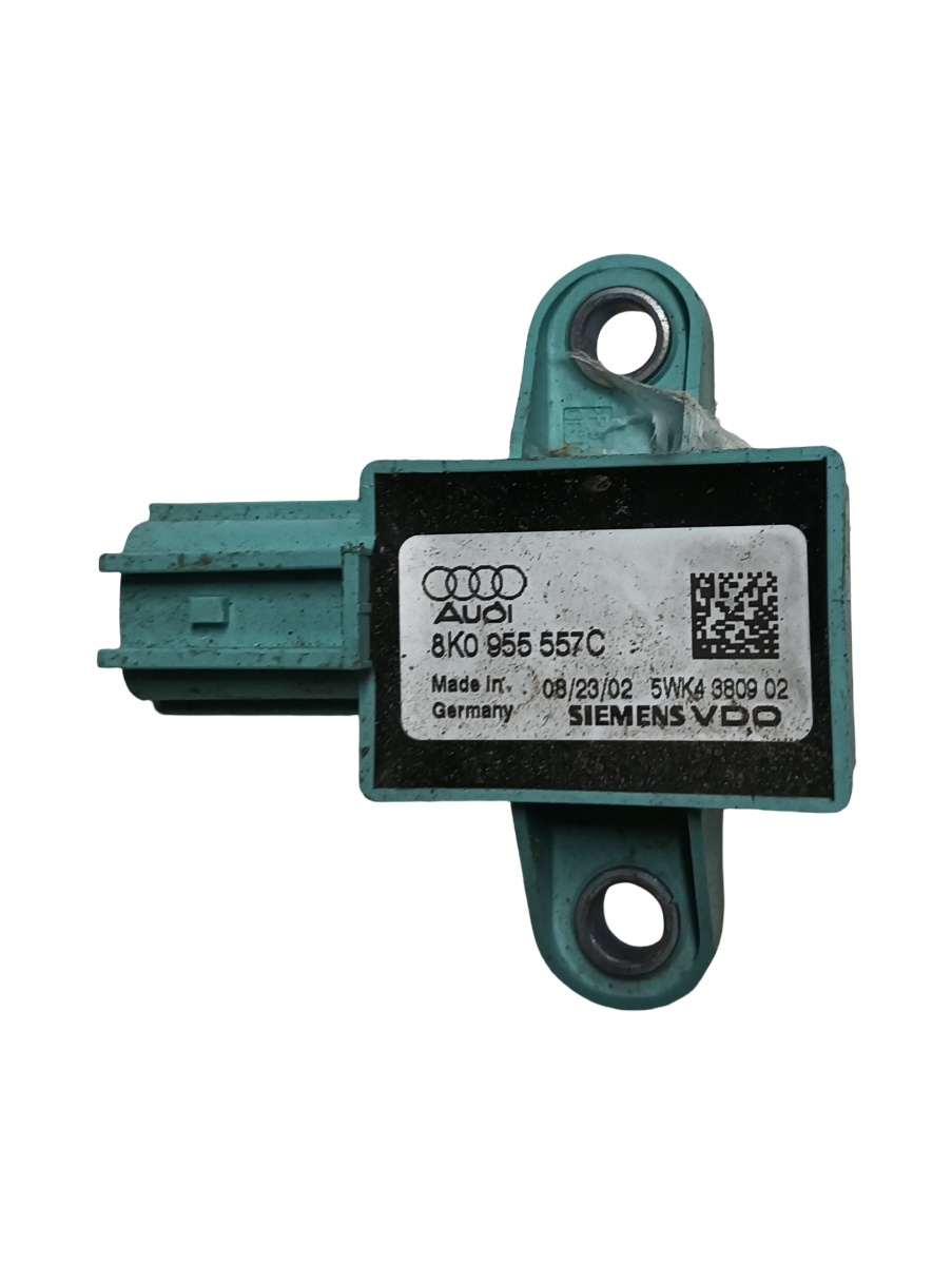 Senzor de impact airbag stanga AUDI A4 IV 8K2, B8 2007 - 2015 Continental 5WK4380903 8k0955557c