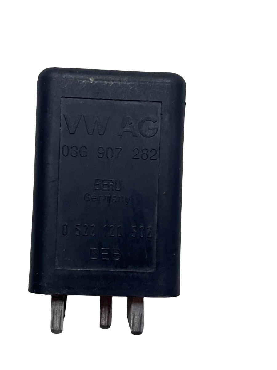 Releu bujii VOLKSWAGEN GOLF V 1K1 2003 - 2009 03G907282