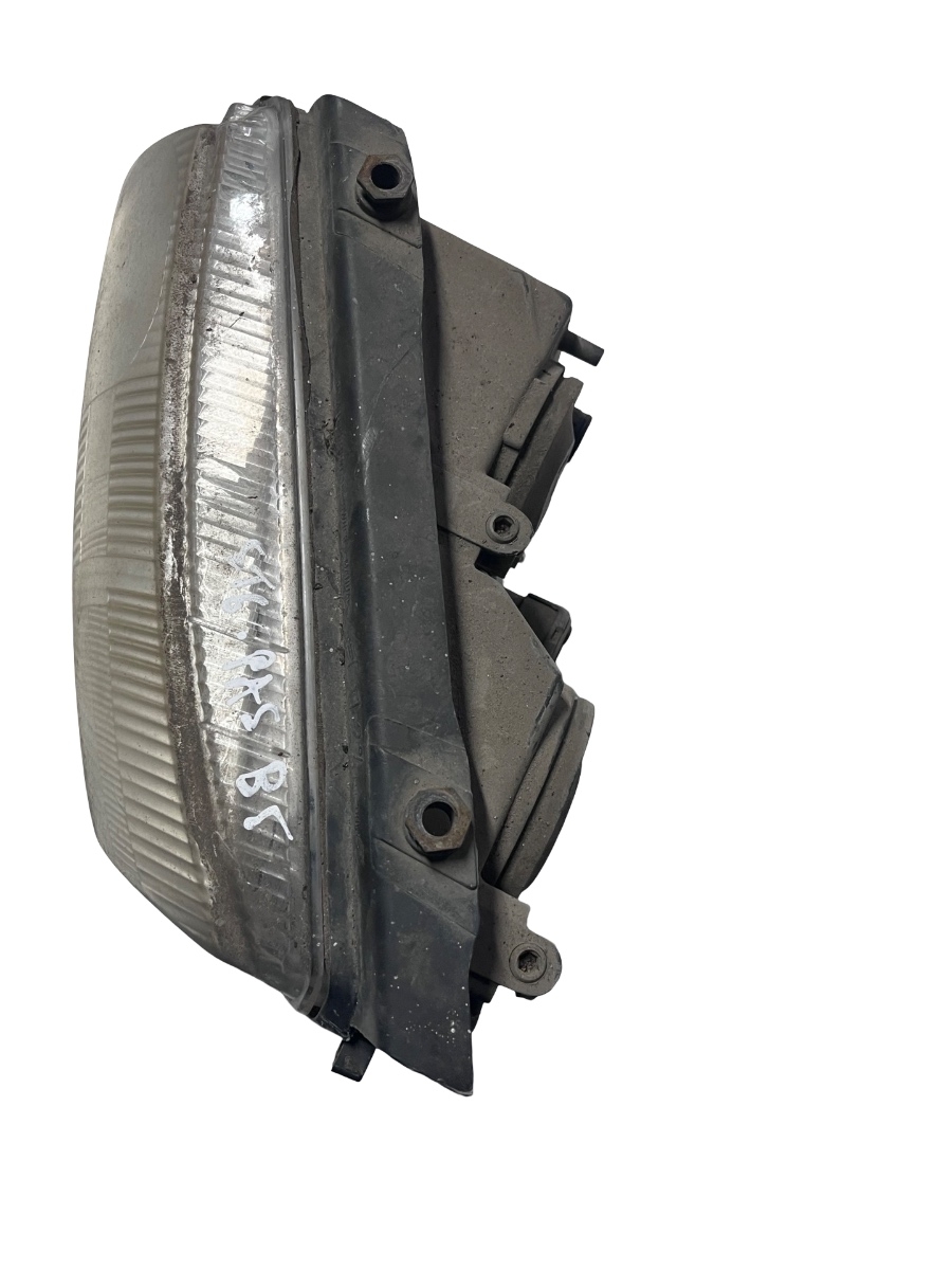 Far stanga VOLKSWAGEN PASSAT  3B5 1997 - 2001 – foto 3