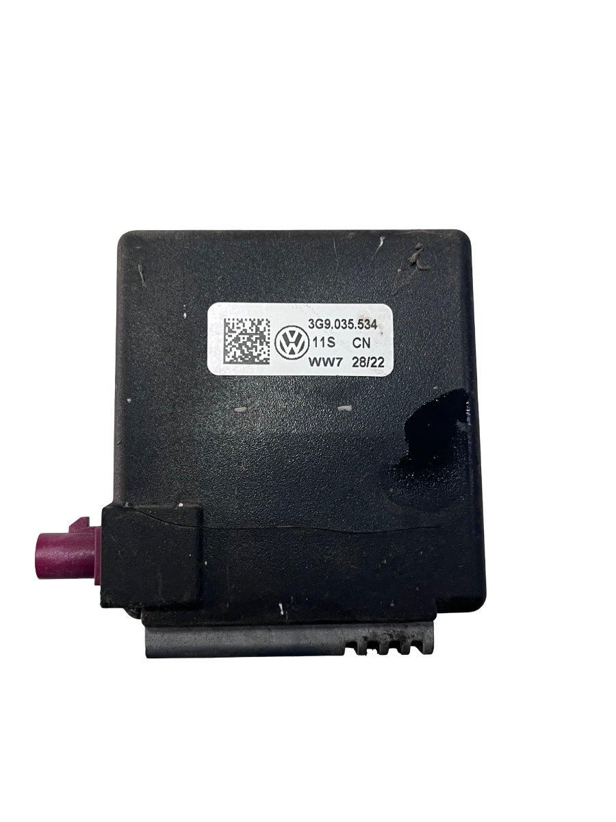 Amplificator semnal antena SEAT ARONA KJ7 2017 - > 3G9035534