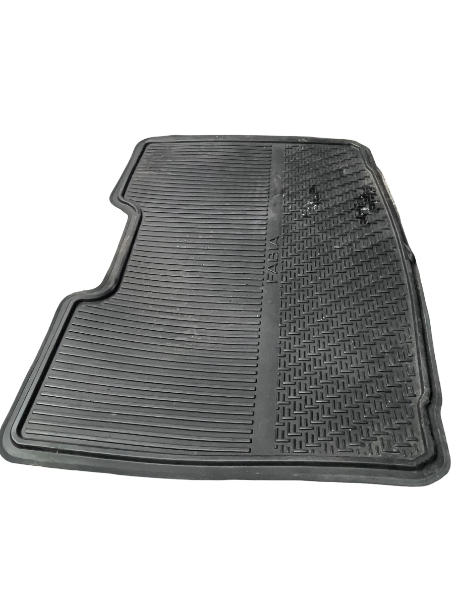 Polita peste roata de rezerva  SKODA FABIA III Facelift NJ5 2022 - > – foto 2