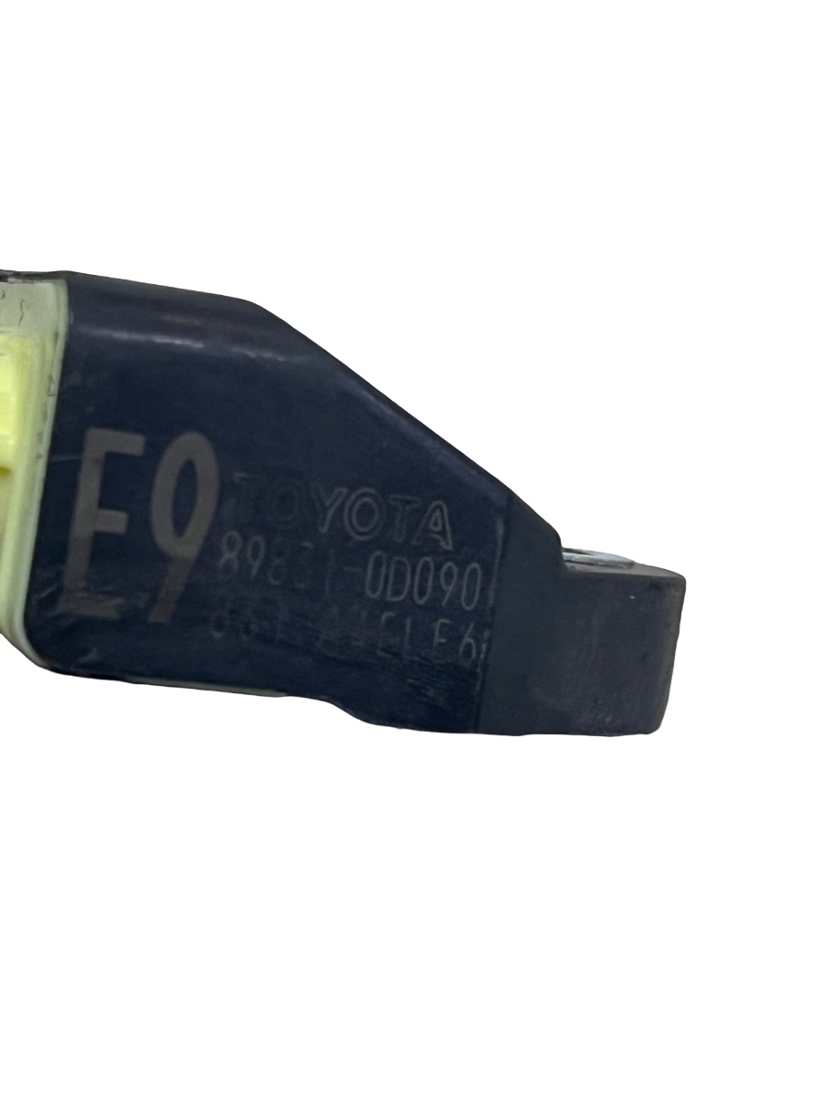 Senzor de impact airbag stanga fata TOYOTA YARIS _P13_ 2012 - > 898310D090 – foto 3