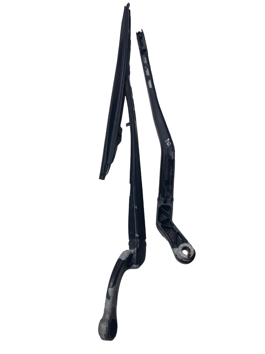 Set Brate stergatoare  parbriz AUDI A4 II 8E2, B6 2000 - 2005 8E1955408A