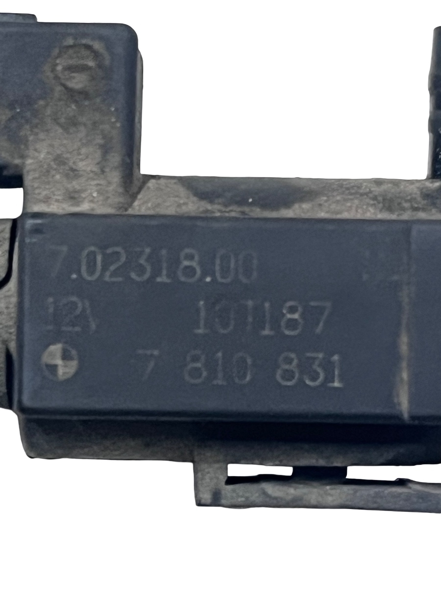 Supapa vacuum BMW X1 I E84 2009 - 2015 2.0 sDrive 18 d N47 D20 C 70231800 – foto 3