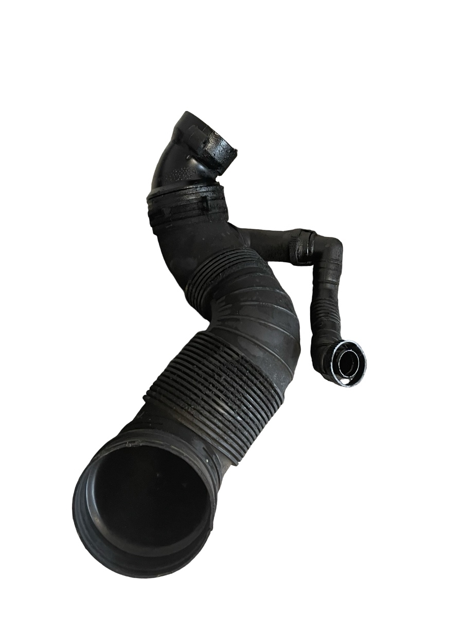 Furtun admisie aer VOLKSWAGEN TOURAN 1T1, 1T2 2003 - 2010 2.0 TDI BMM 3C0129654P