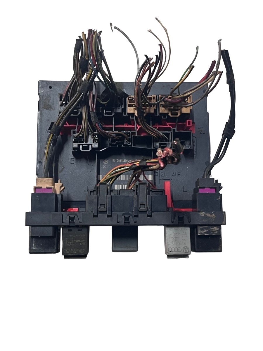 Modul de confort VOLKSWAGEN TOURAN 1T1, 1T2 2003 - 2010 3C0937049 ( Carcasa crapata )