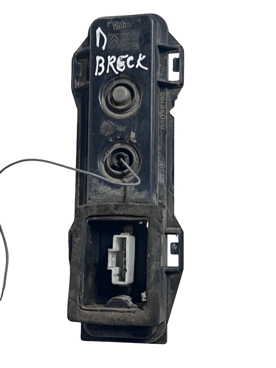 Soclu stop dreapta spate PEUGEOT 307 SW 3E_, 3H_ 2002 - 2009 89026198 – foto 2