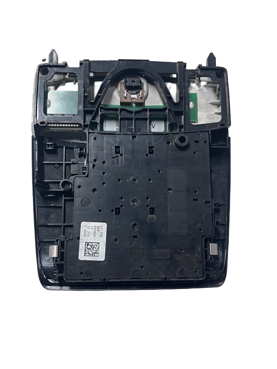 Plafoniera BMW 1 II F20 2010 - > E1066657 – foto 2