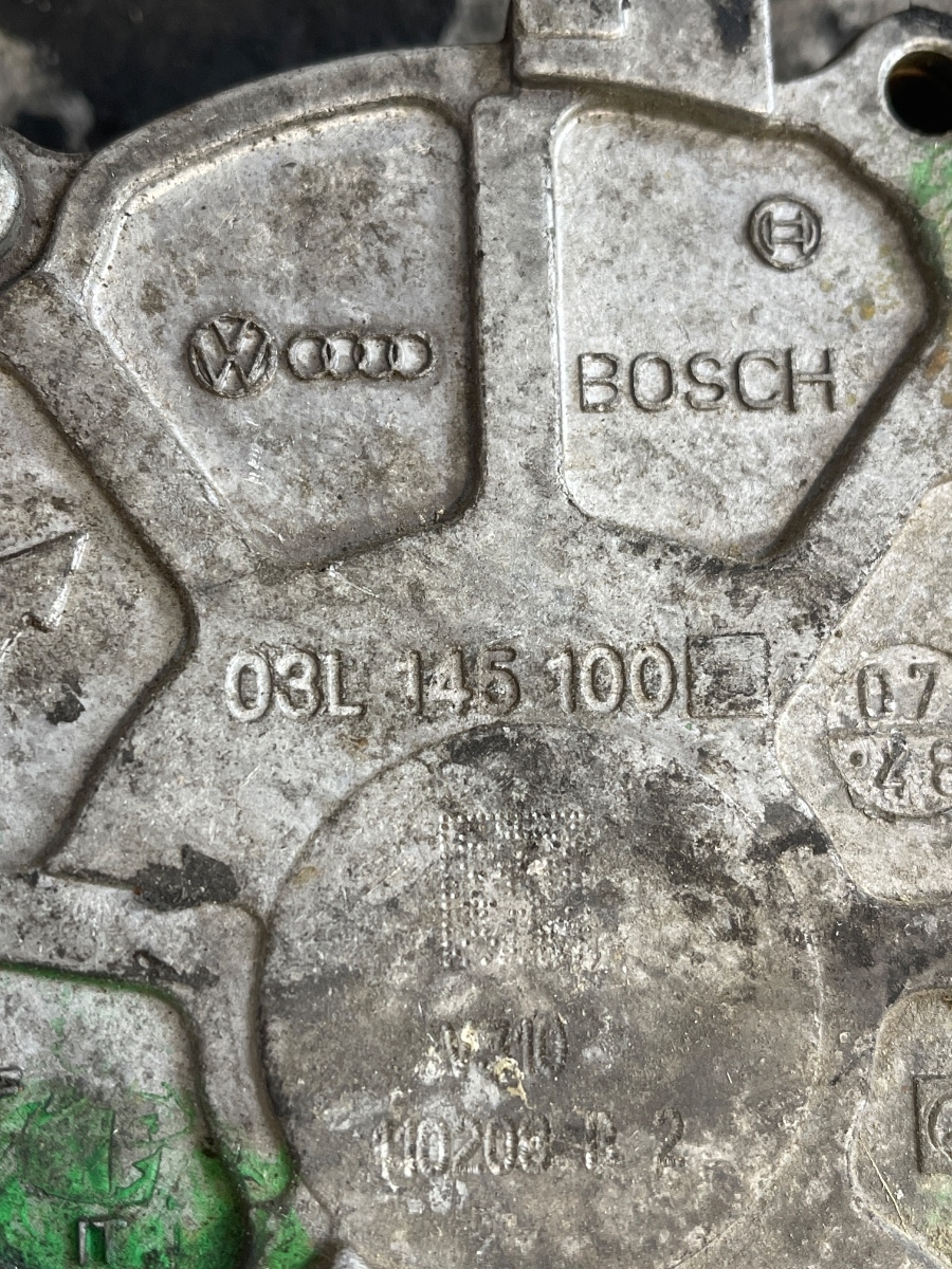 Pompa de vacuum VOLKSWAGEN GOLF VI 5K1 2008 - 2013 1.6TDI CAY 03L145100 – foto 3